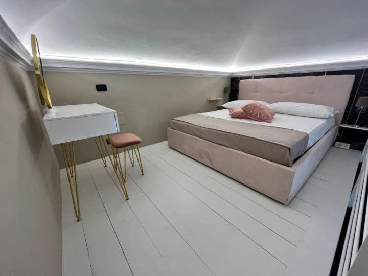 Deluxe Apartment,1545904627:JPEG